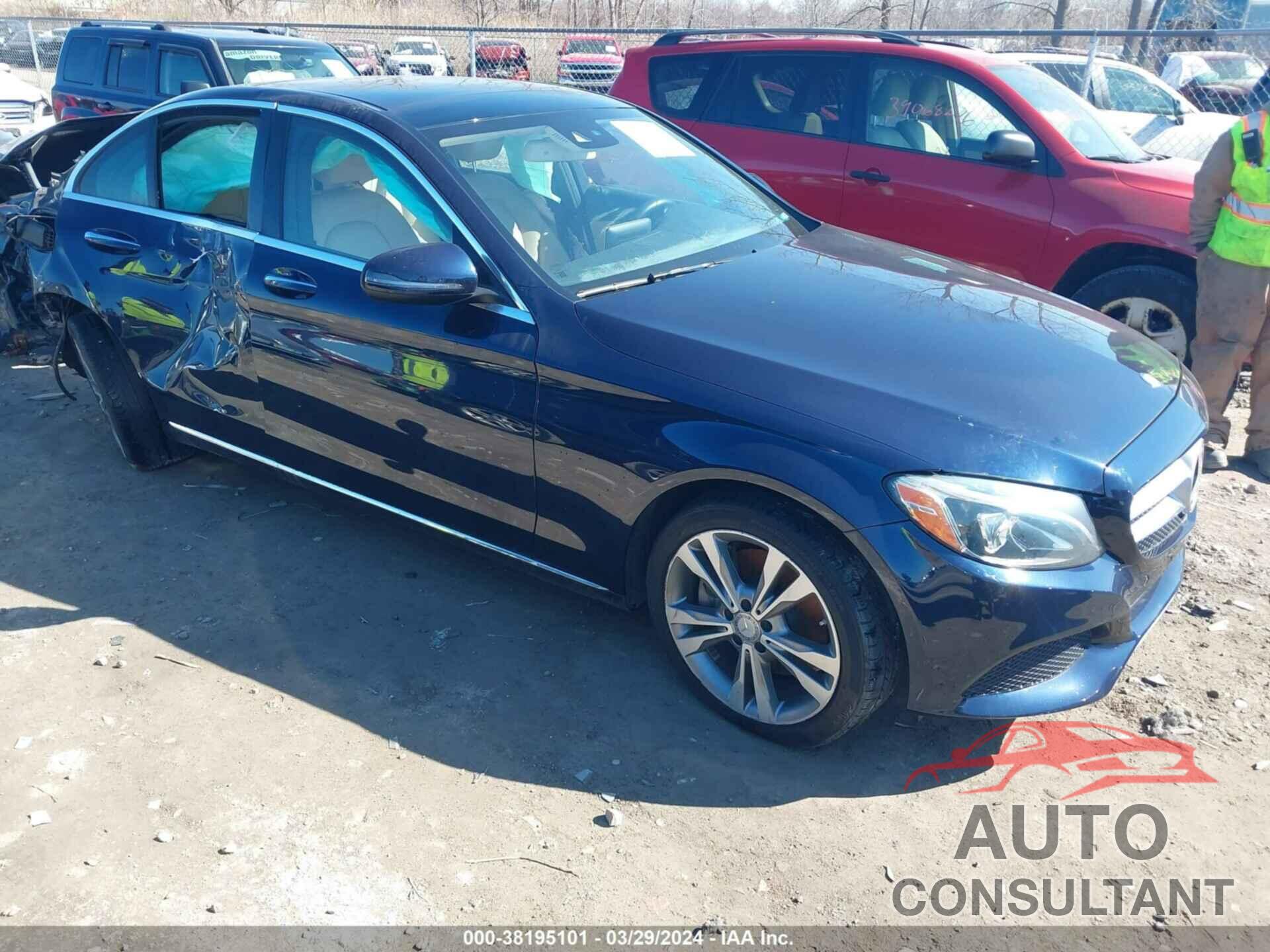 MERCEDES-BENZ C 300 2016 - 55SWF4KB9GU149287