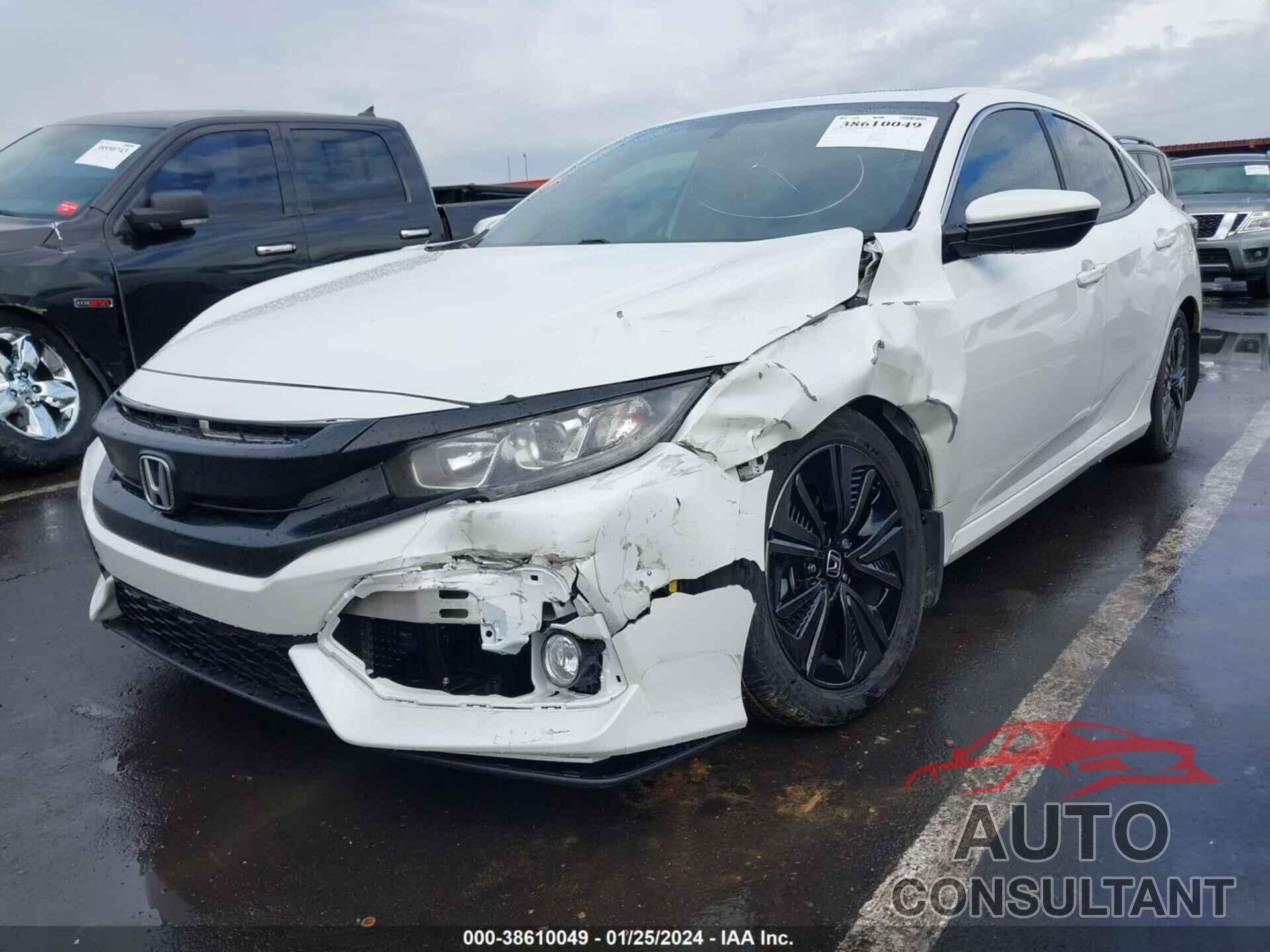 HONDA CIVIC 2018 - SHHFK7H58JU227225