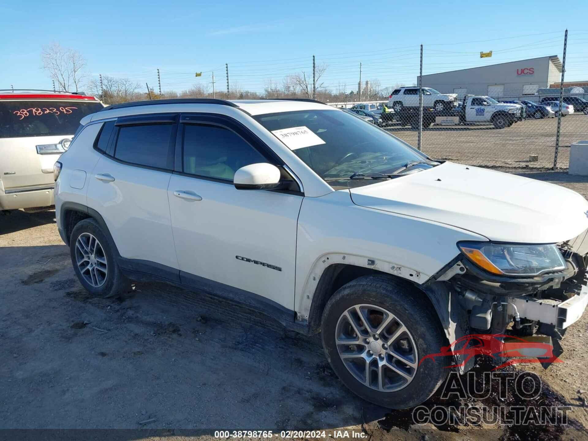 JEEP COMPASS 2018 - 3C4NJCBBXJT494634