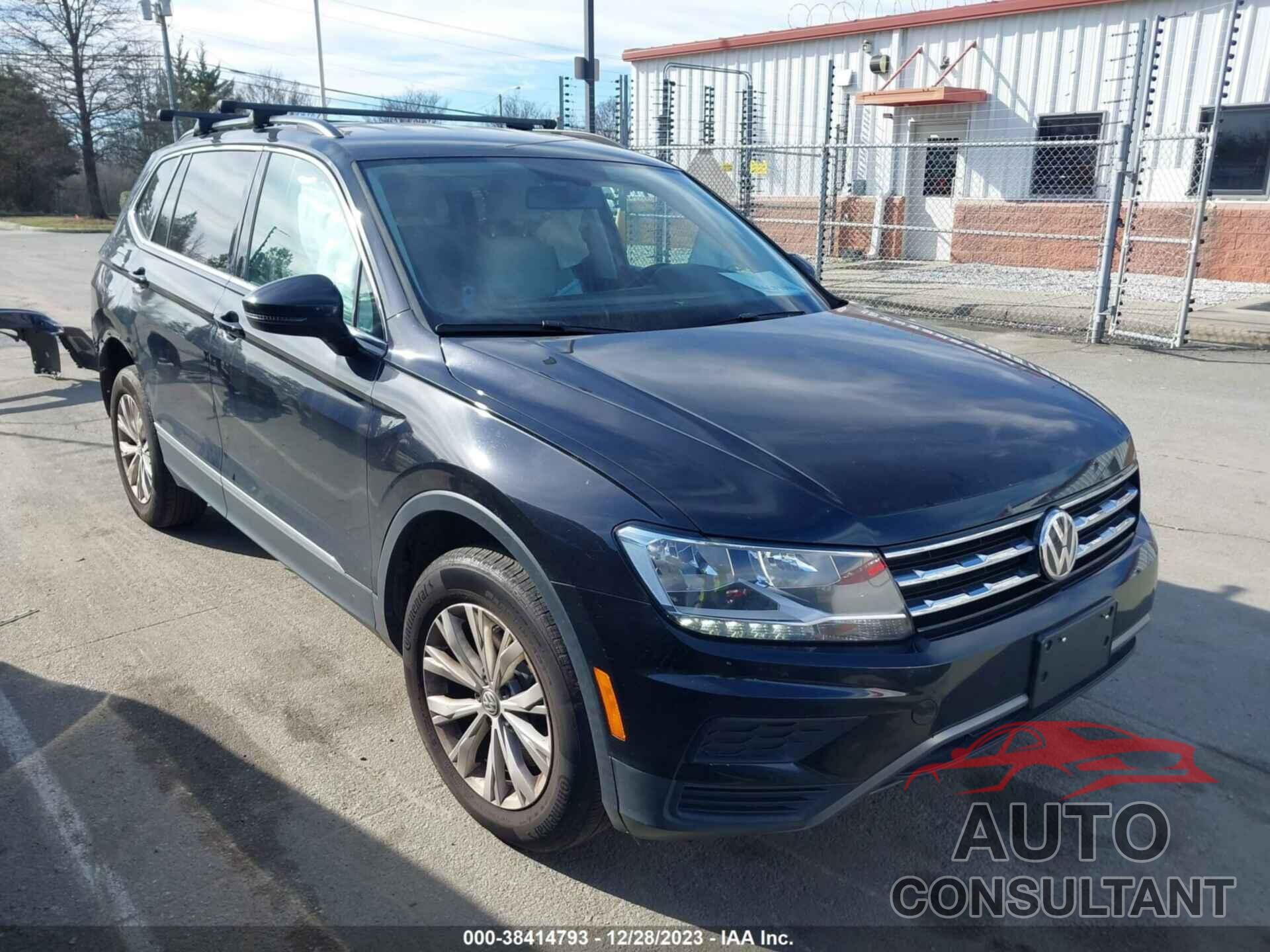 VOLKSWAGEN TIGUAN 2018 - 3VV2B7AX6JM172802