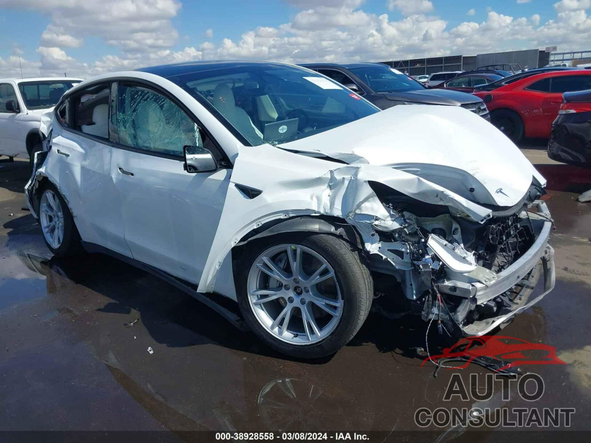 TESLA MODEL Y 2022 - 7SAYGDEE7NF463503