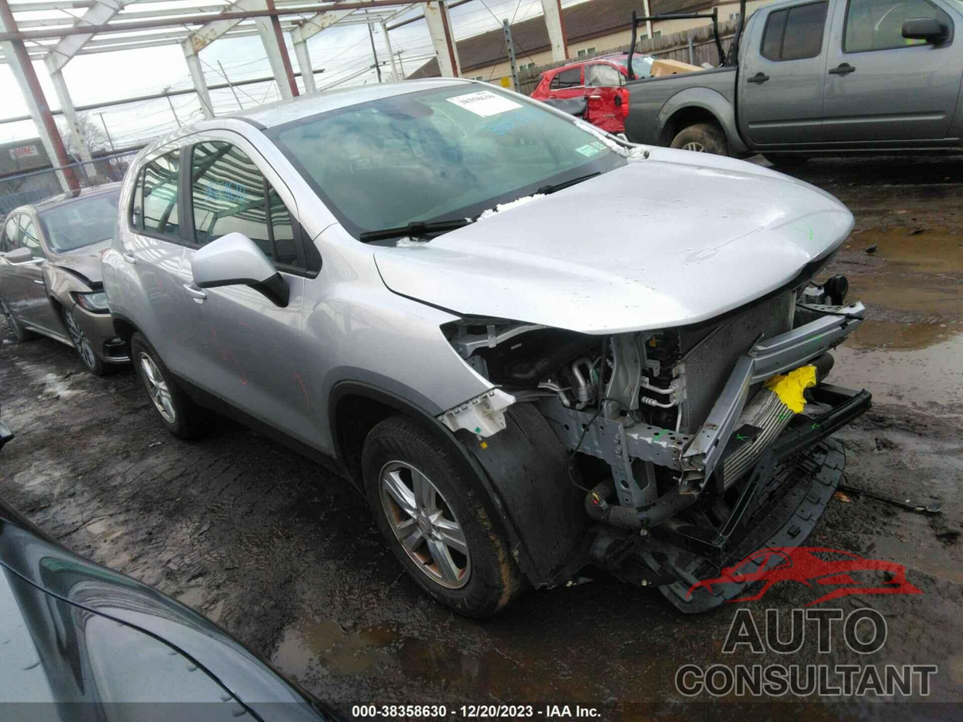 CHEVROLET TRAX 2018 - KL7CJNSB5JB624613