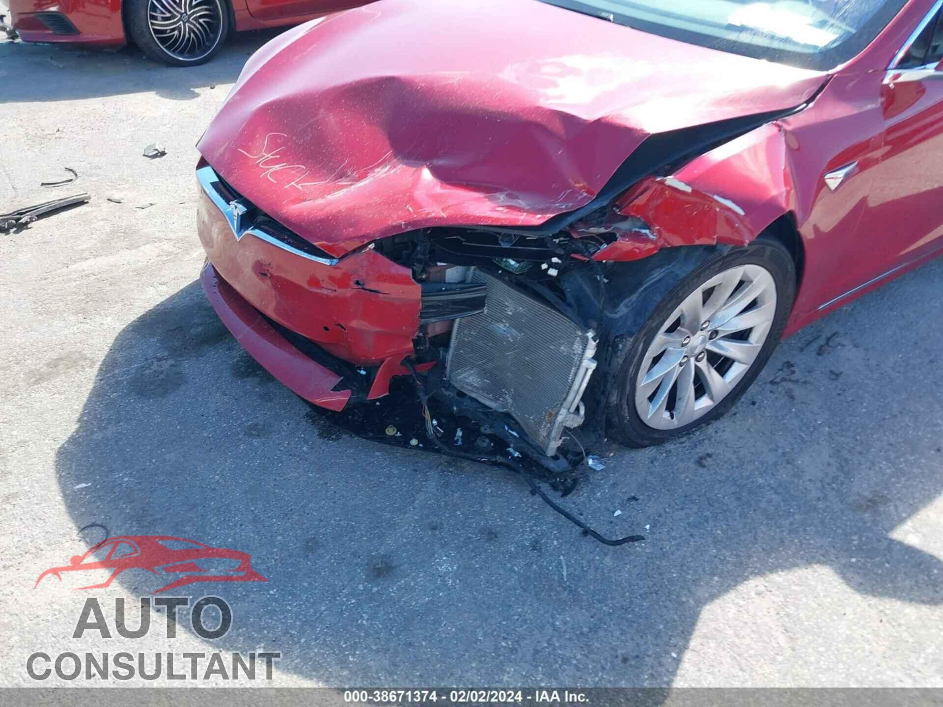 TESLA MODEL S 2017 - 5YJSA1E12HF213106