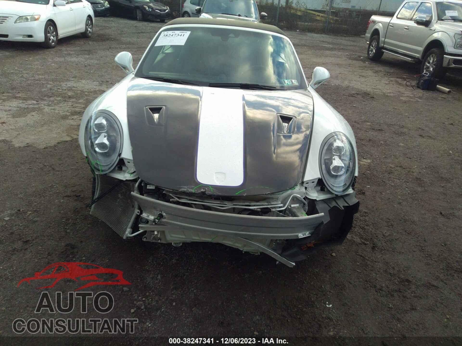 PORSCHE 911 2017 - WP0CB2A97HS155810