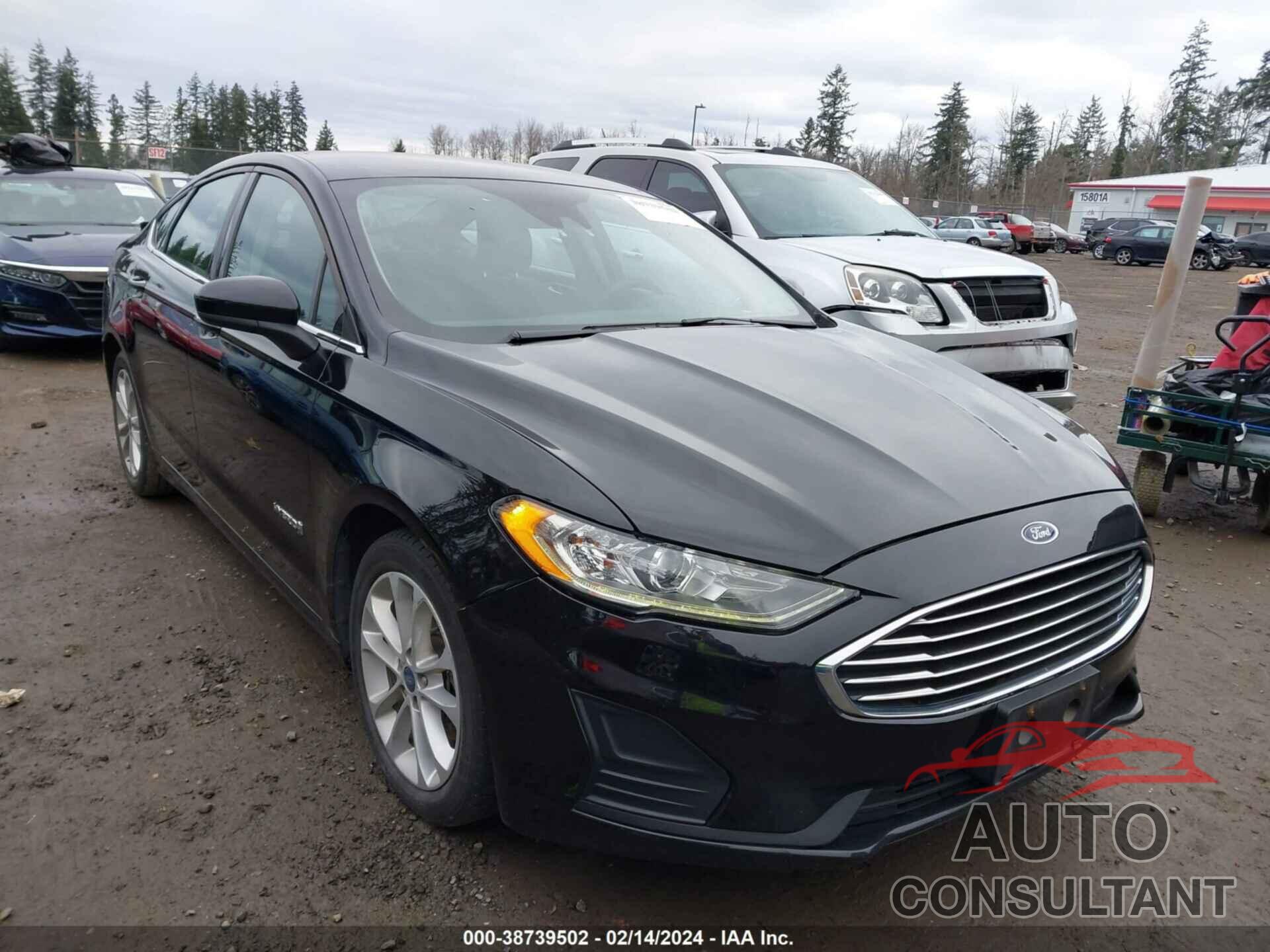 FORD FUSION HYBRID 2019 - 3FA6P0LU9KR136303