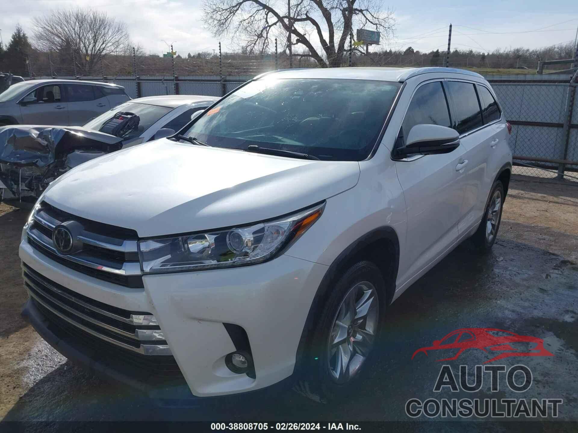 TOYOTA HIGHLANDER 2019 - 5TDYZRFH5KS328279