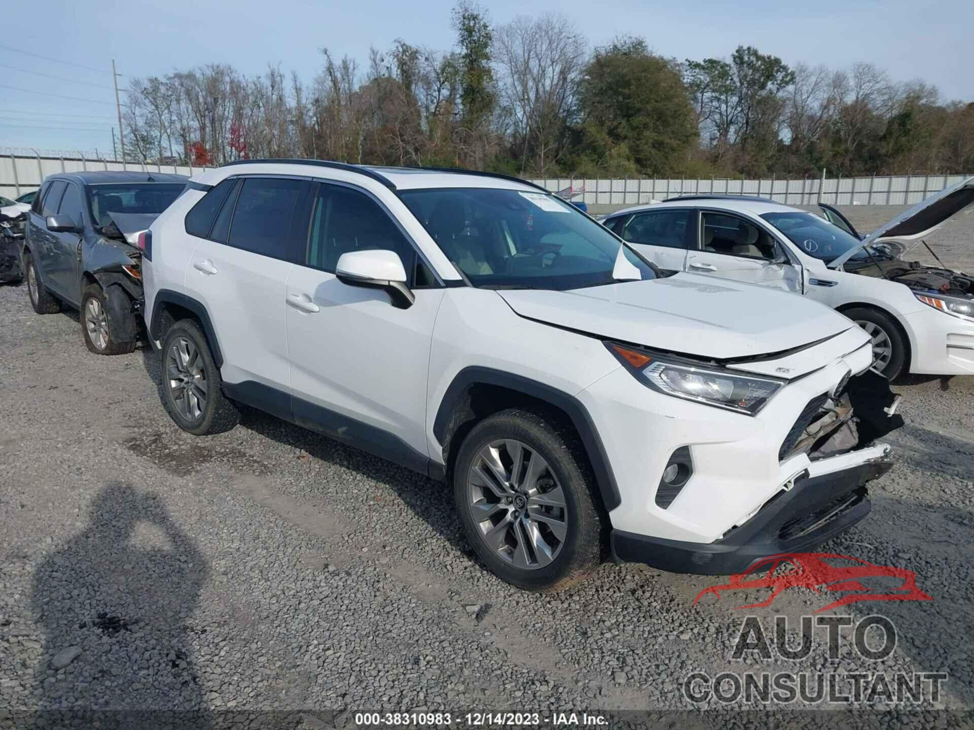 TOYOTA RAV4 2019 - 2T3C1RFV6KW016073