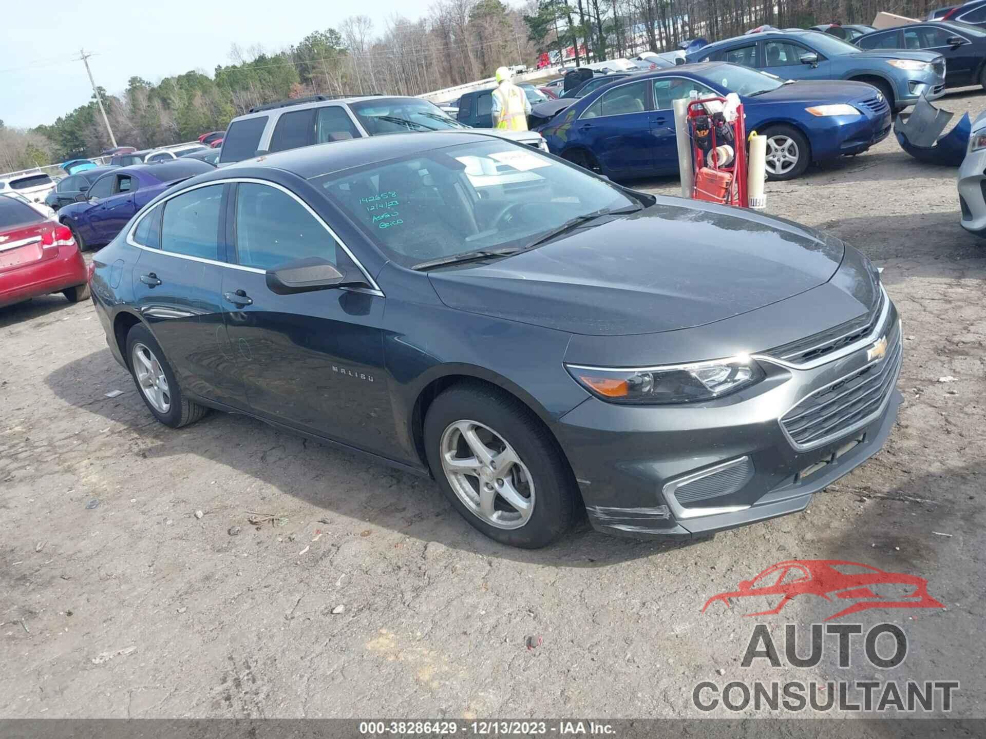 CHEVROLET MALIBU 2018 - 1G1ZC5ST7JF158166