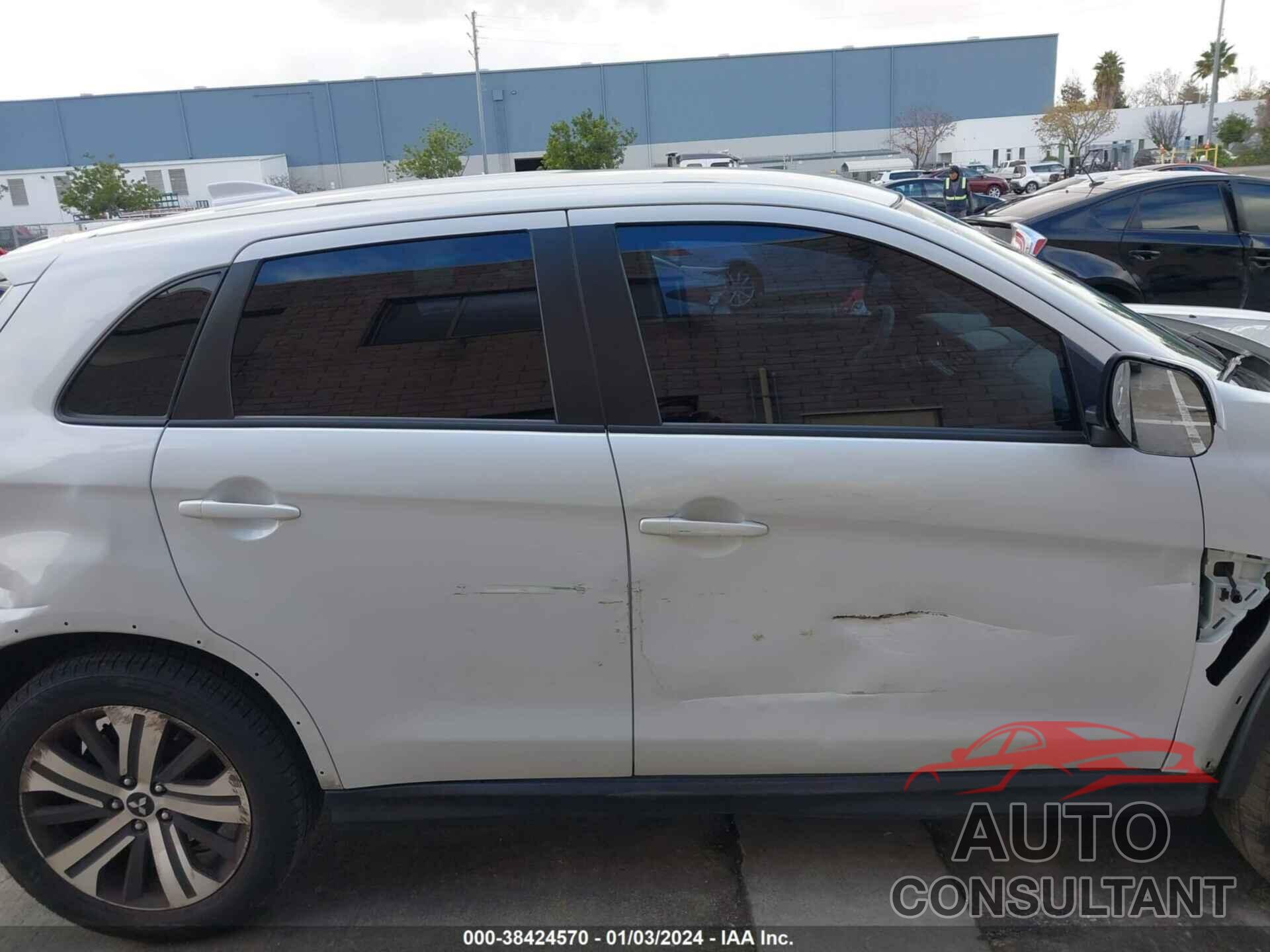 MITSUBISHI OUTLANDER SPORT 2022 - JA4APUAU0NU019960