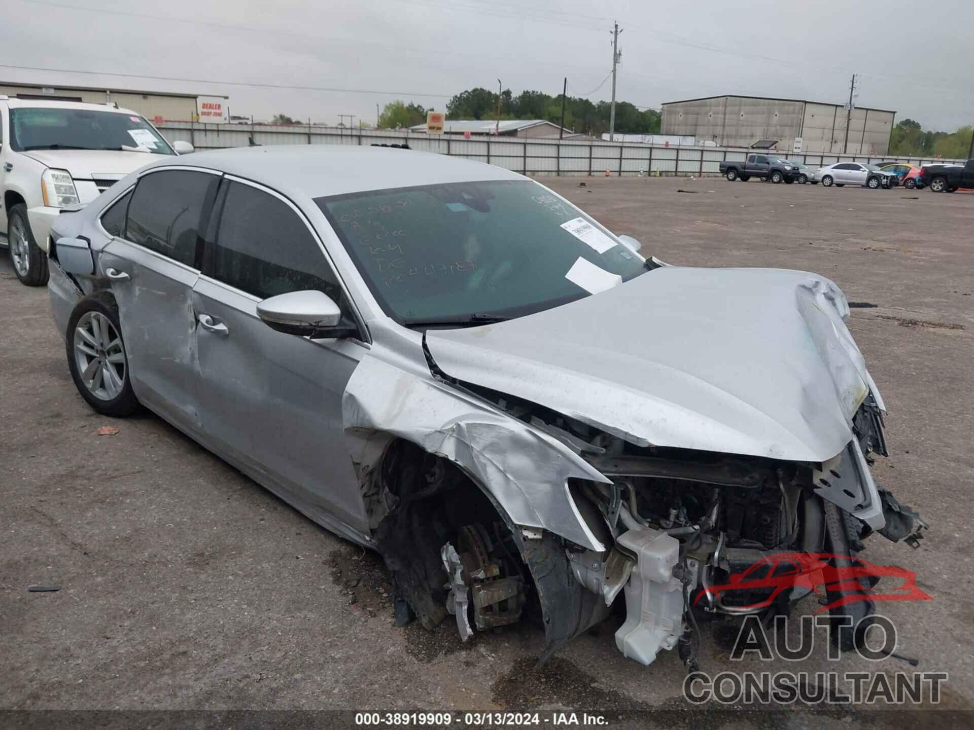 VOLKSWAGEN PASSAT 2020 - 1VWSA7A35LC011292