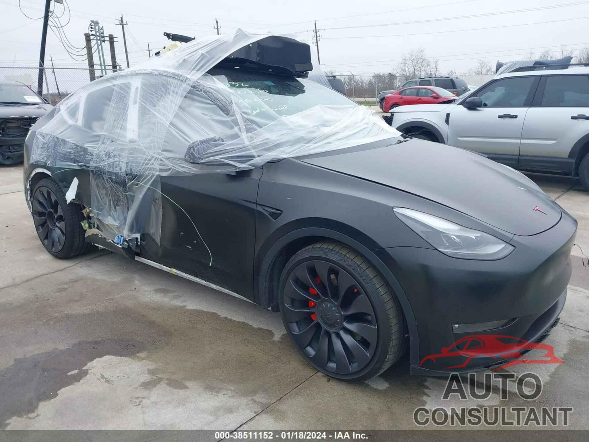 TESLA MODEL Y 2021 - 5YJYGDEF7MF133557