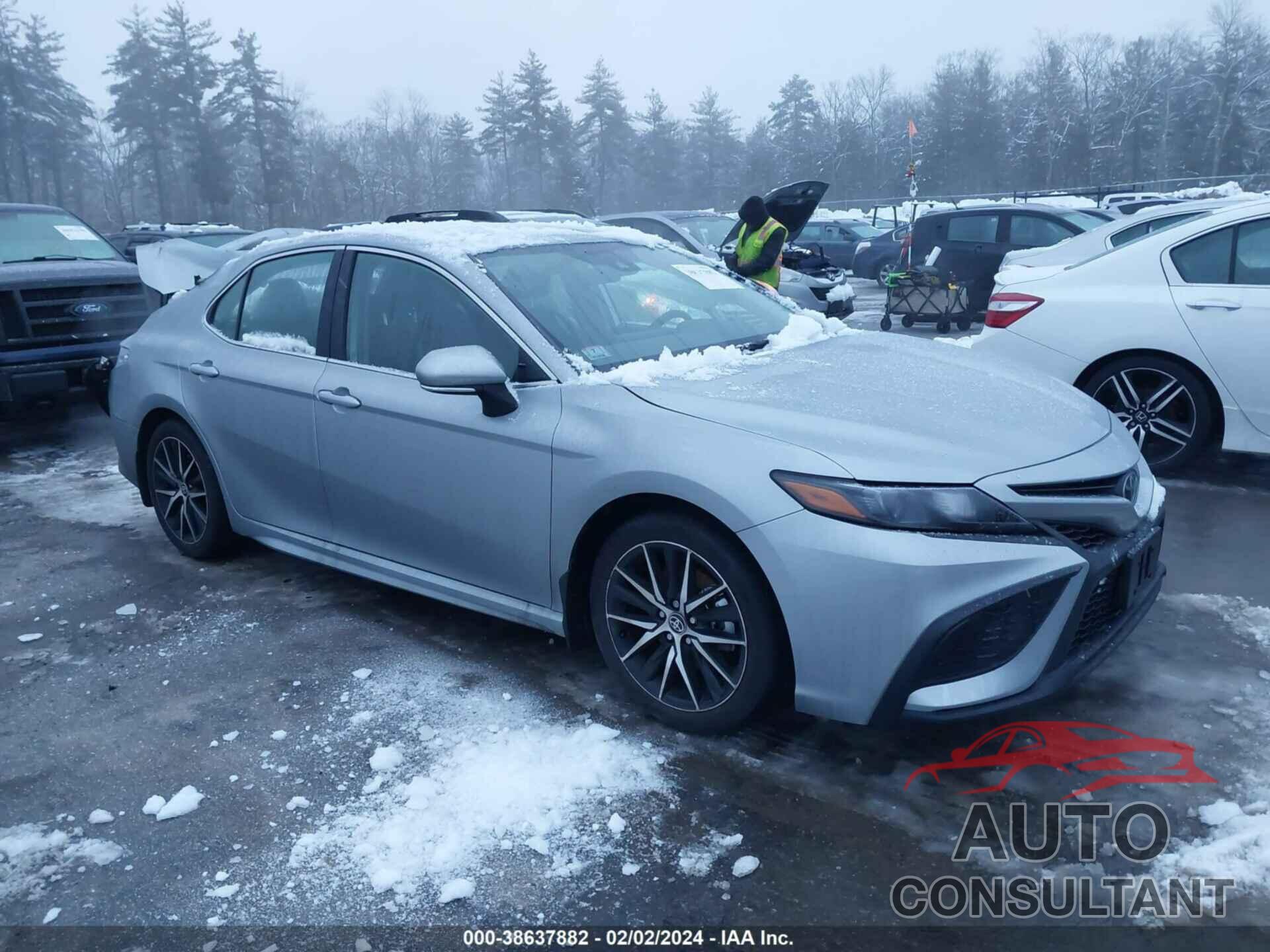 TOYOTA CAMRY 2023 - 4T1G11BK7PU106881