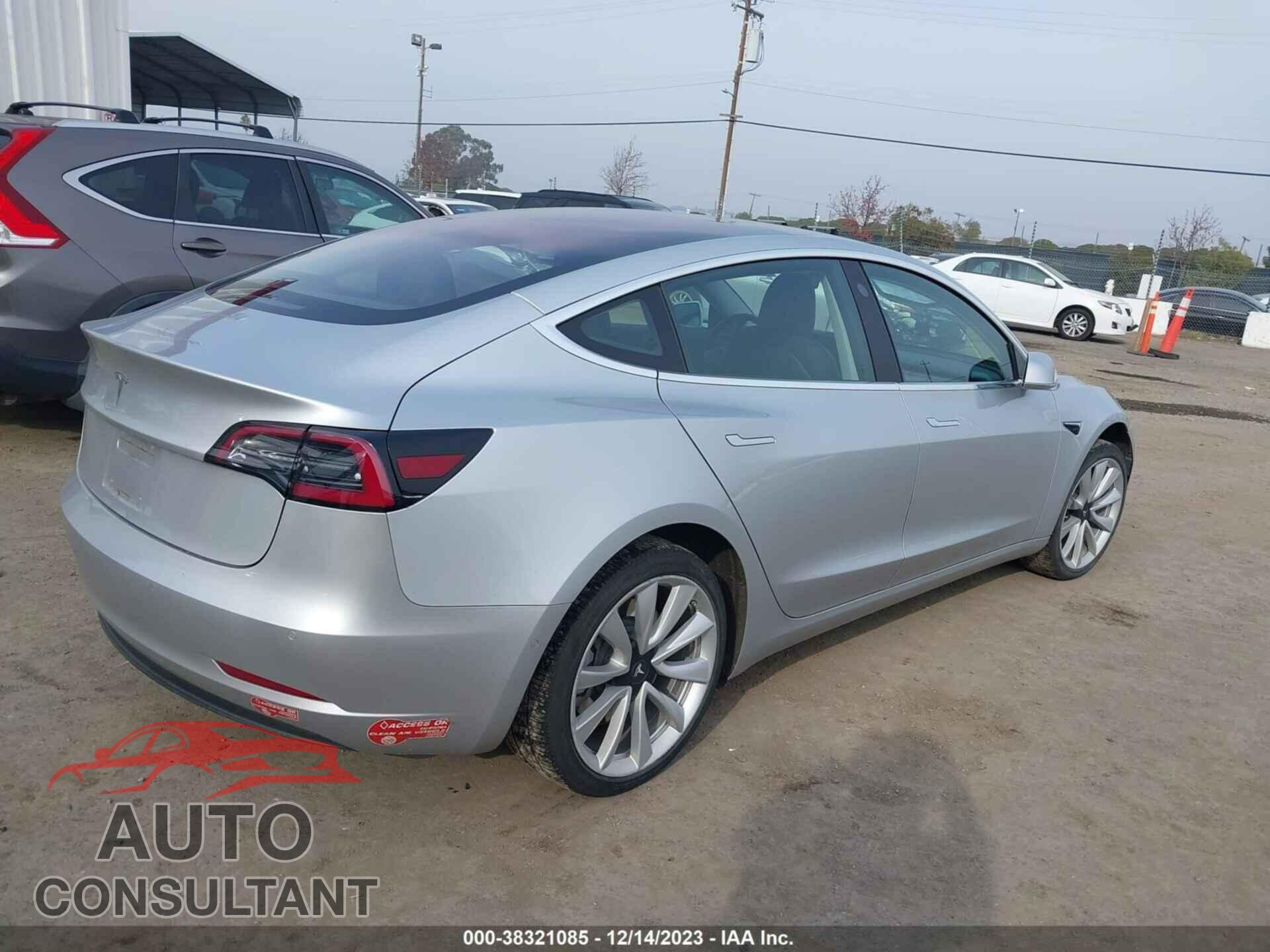 TESLA MODEL 3 2018 - 5YJ3E1EA1JF024302