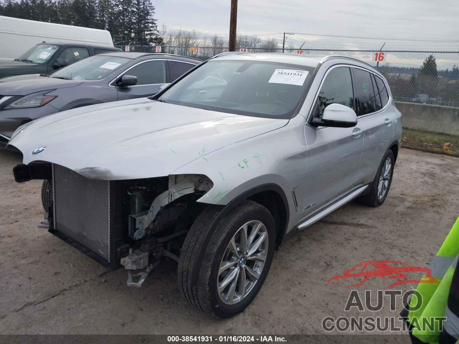 BMW X3 2018 - 5UXTR9C55JLD64155