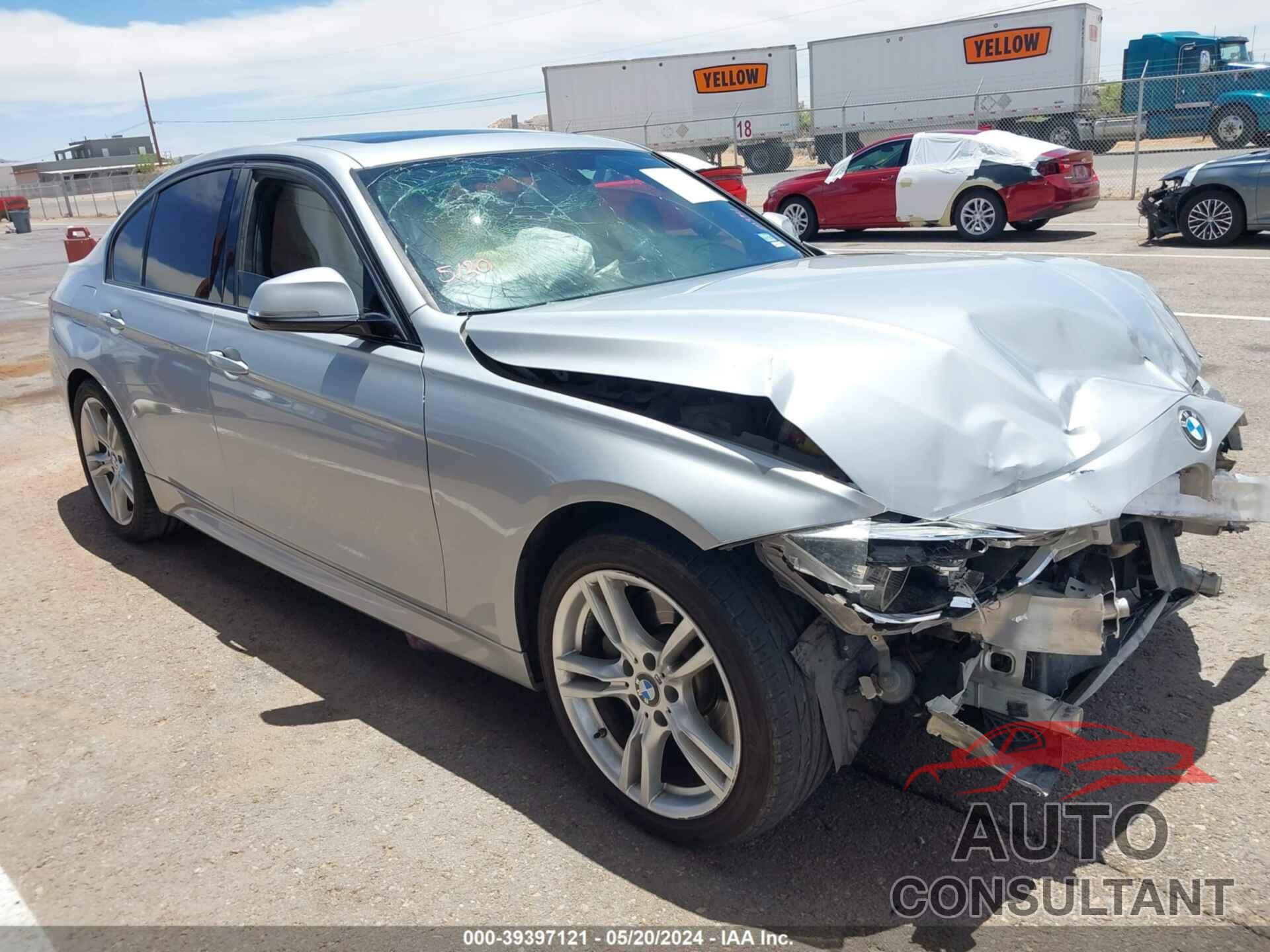 BMW 330 2018 - WBA8B9C59JEE82643