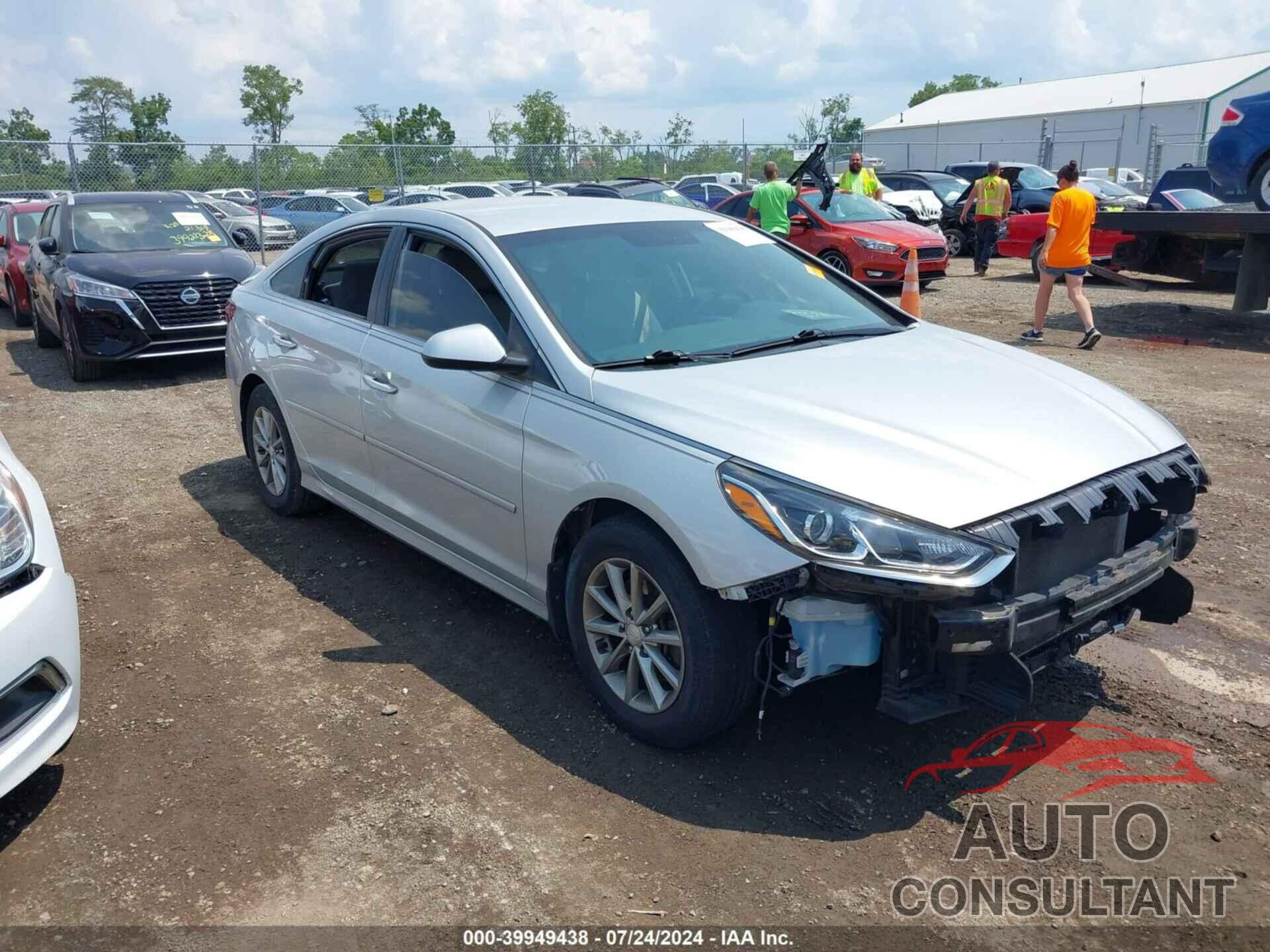 HYUNDAI SONATA 2018 - 5NPE24AF8JH649933