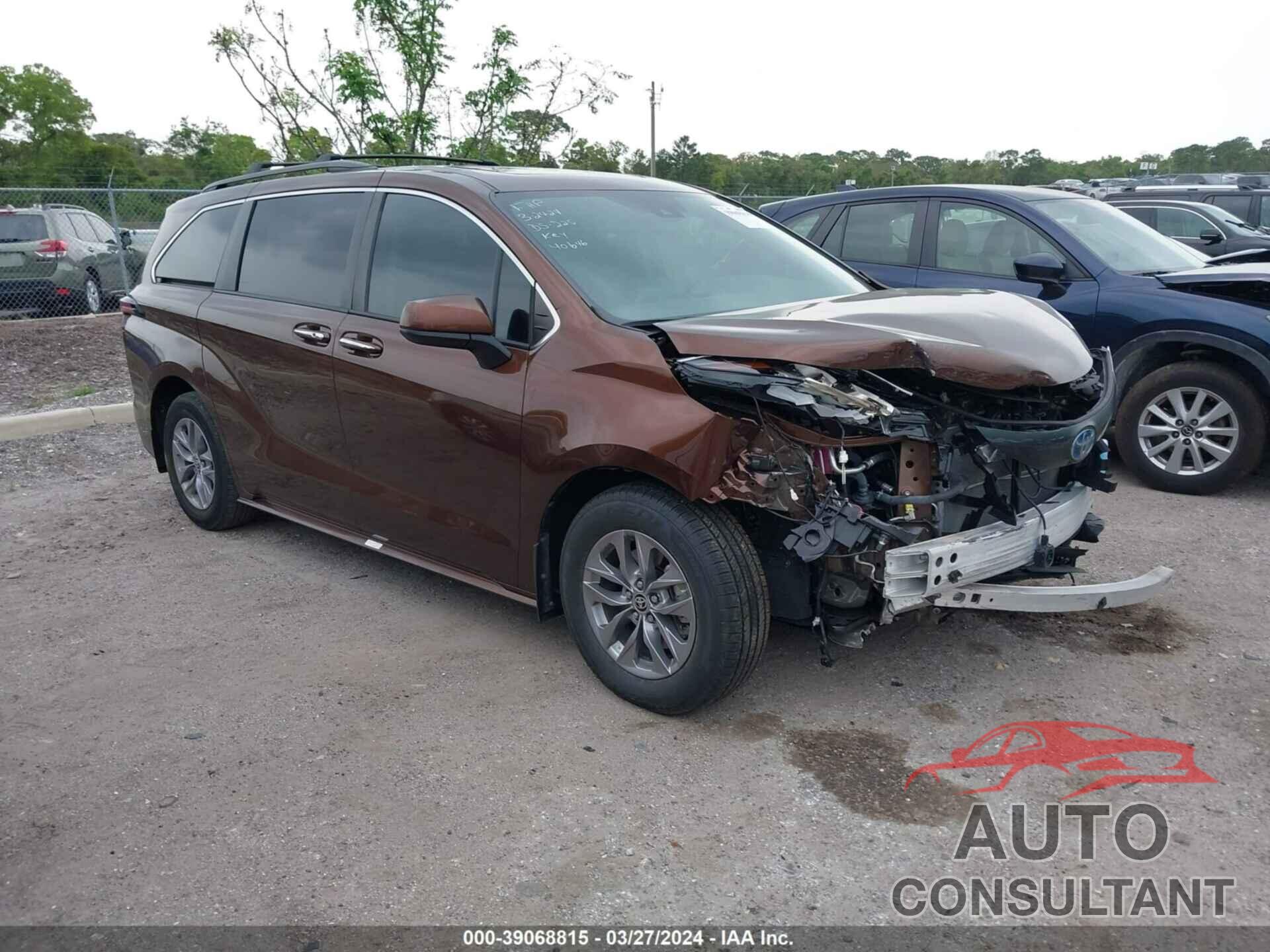 TOYOTA SIENNA 2022 - 5TDYRKEC3NS114991