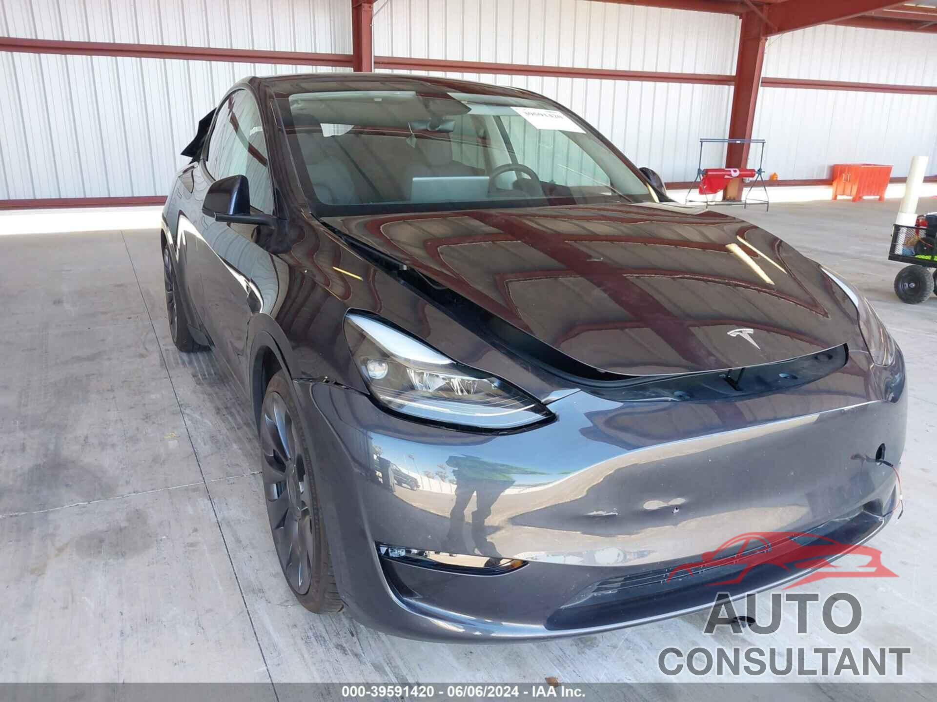 TESLA MODEL Y 2024 - 7SAYGDEF3RF022191