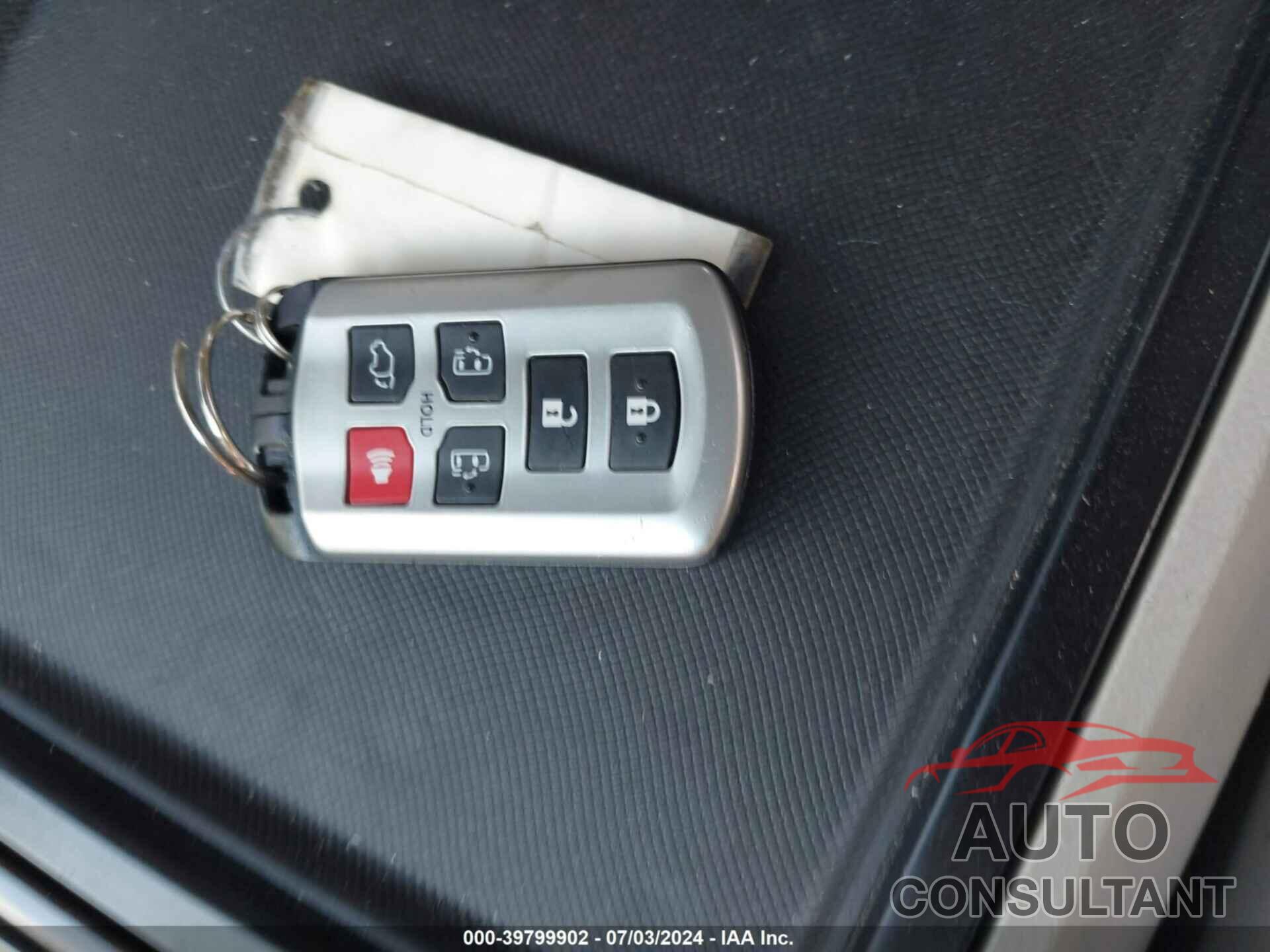 TOYOTA SIENNA 2017 - 5TDDZ3DC8HS173318
