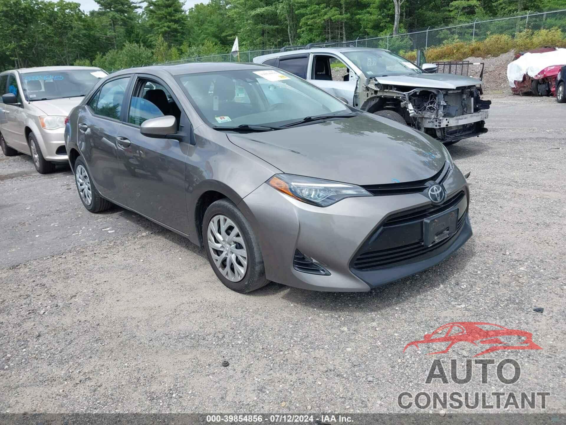 TOYOTA COROLLA 2018 - 2T1BURHE8JC983731