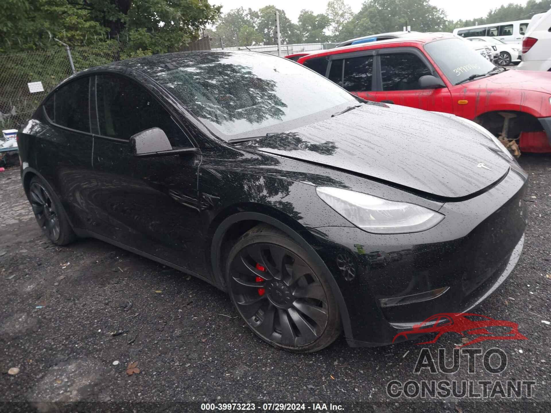 TESLA MODEL Y 2023 - 7SAYGDEF9PF706000