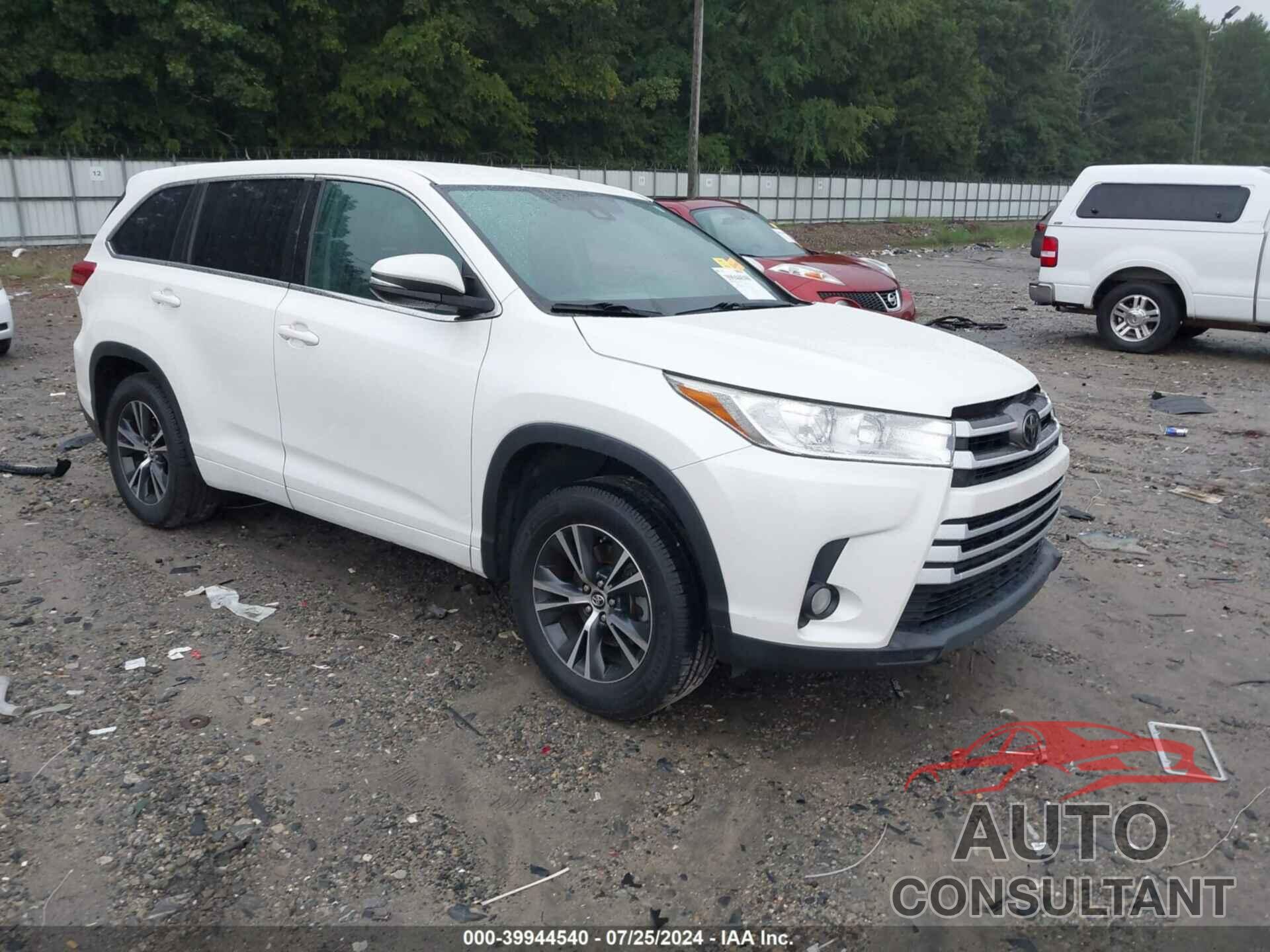 TOYOTA HIGHLANDER 2017 - 5TDZZRFH7HS210988