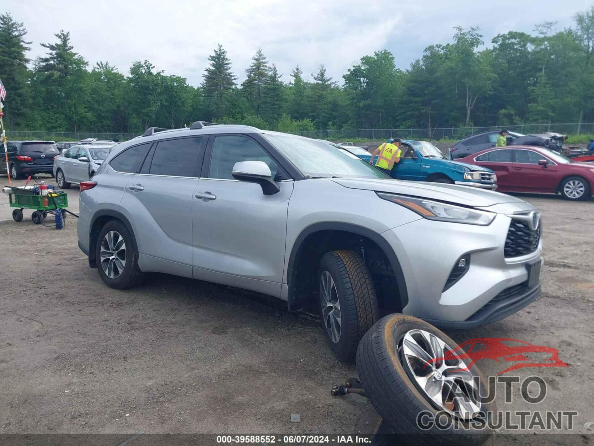 TOYOTA HIGHLANDER 2020 - 5TDHBRCH8LS500606