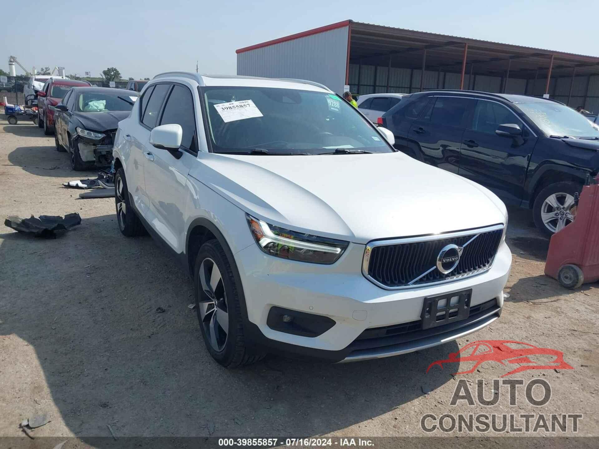 VOLVO XC40 2021 - YV4162UK8M2499552