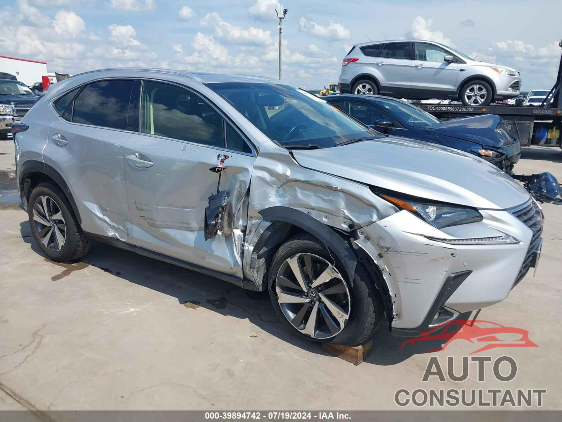 LEXUS NX 300 2018 - JTJYARBZ5J2104292