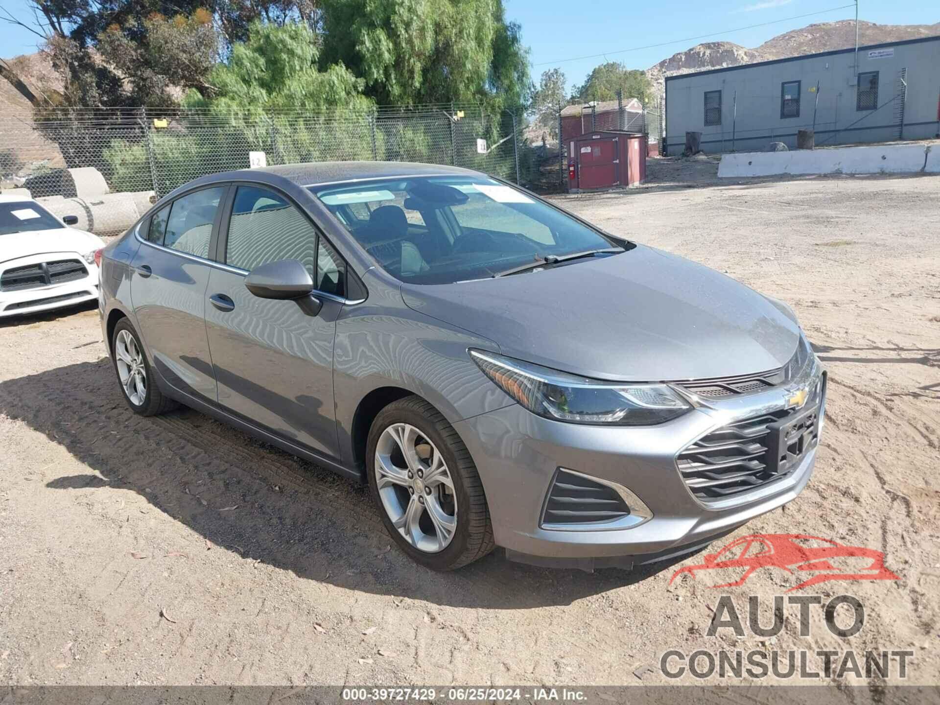 CHEVROLET CRUZE 2019 - 1G1BF5SM8K7119146