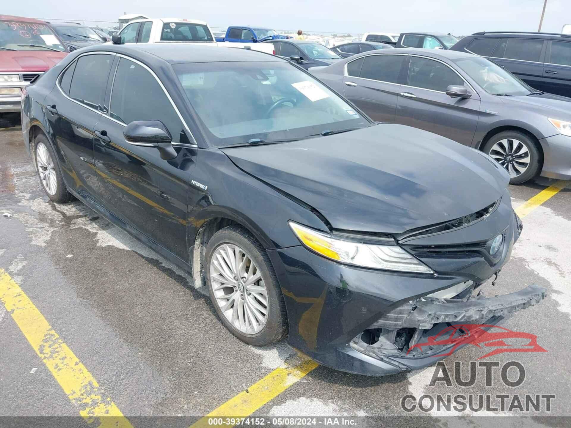 TOYOTA CAMRY 2018 - 4T1B21HK9JU001698