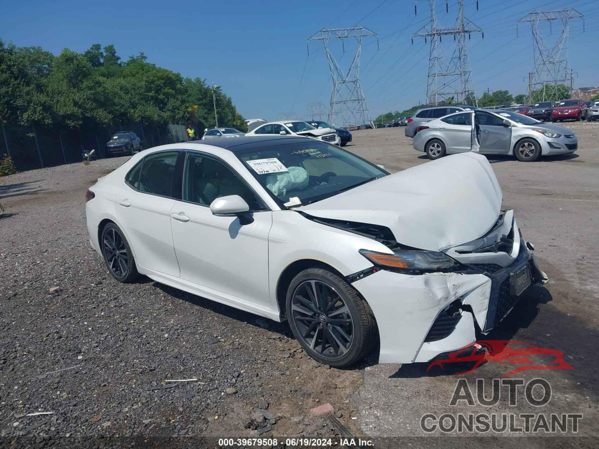 TOYOTA CAMRY 2019 - 4T1B61HK5KU743411