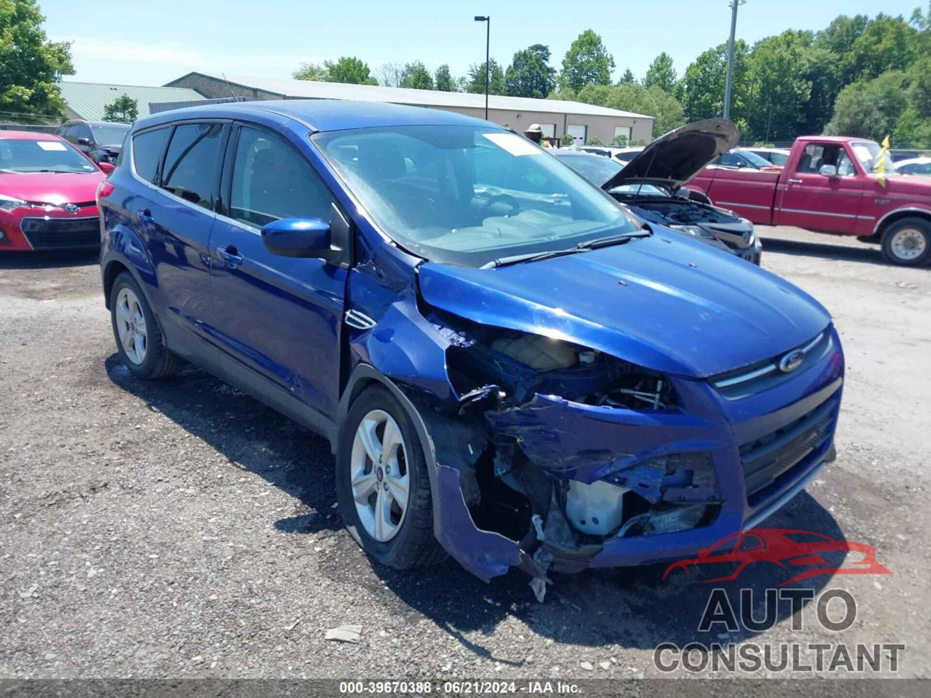 FORD ESCAPE 2016 - 1FMCU0G77GUC06547