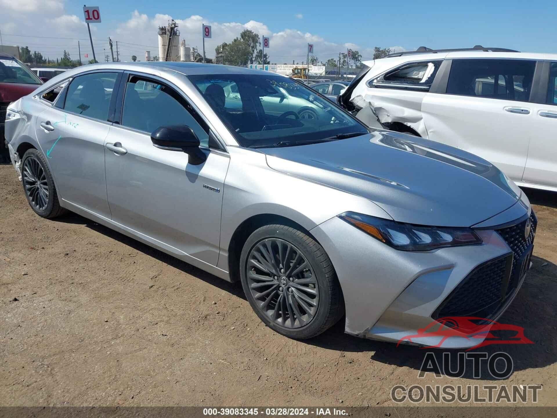 TOYOTA AVALON HYBRID 2019 - 4T1B21FB1KU008763