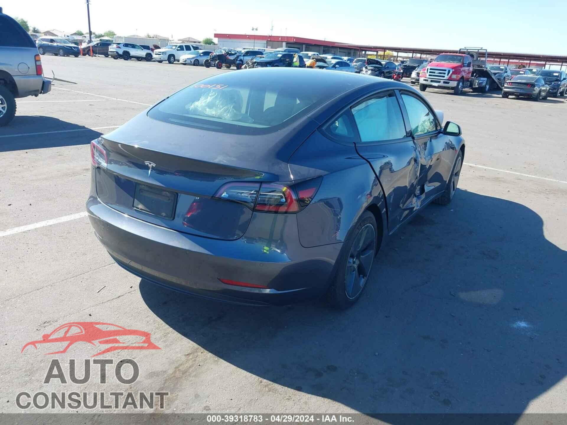 TESLA MODEL 3 2021 - 5YJ3E1EA8MF100151