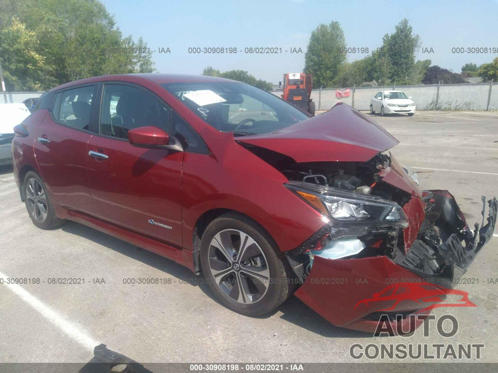NISSAN LEAF 2018 - 1N4AZ1CP1JC307238