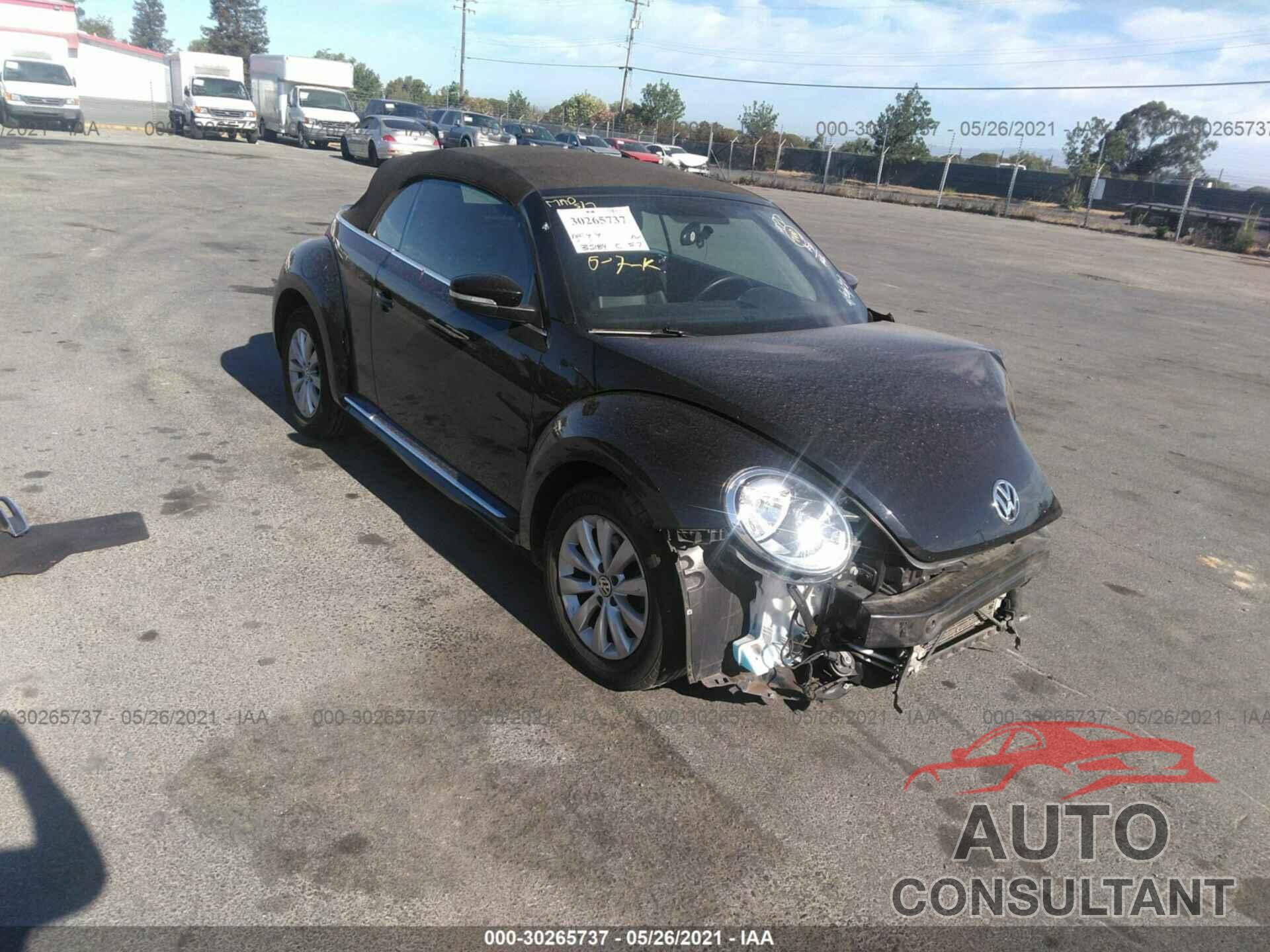 VOLKSWAGEN BEETLE CONVERTIBLE 2018 - 3VW5DAAT7JM511614
