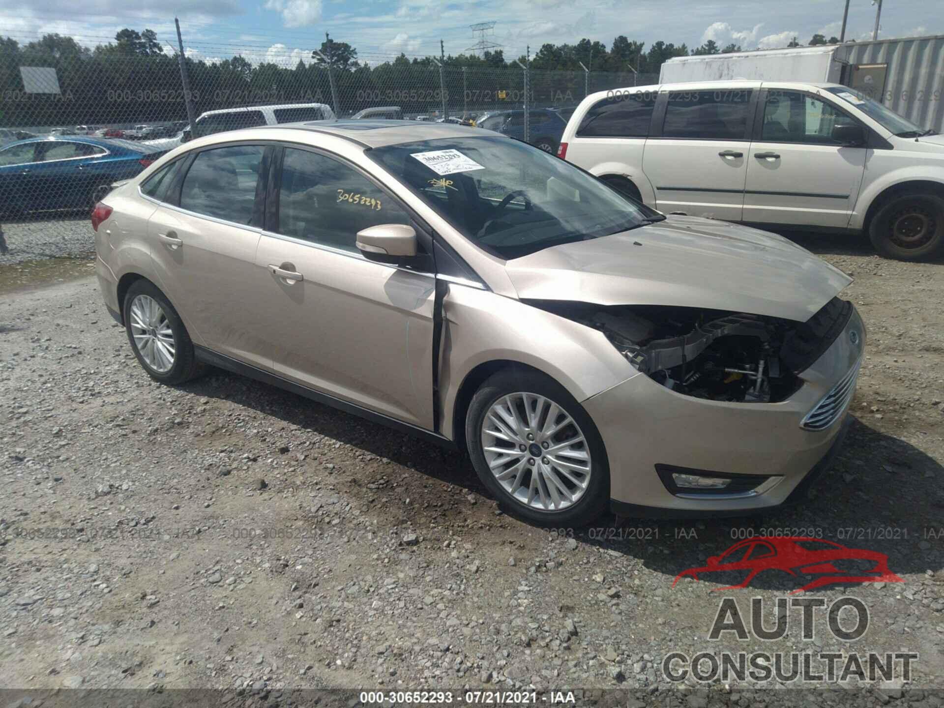 FORD FOCUS 2017 - 1FADP3J26HL322379