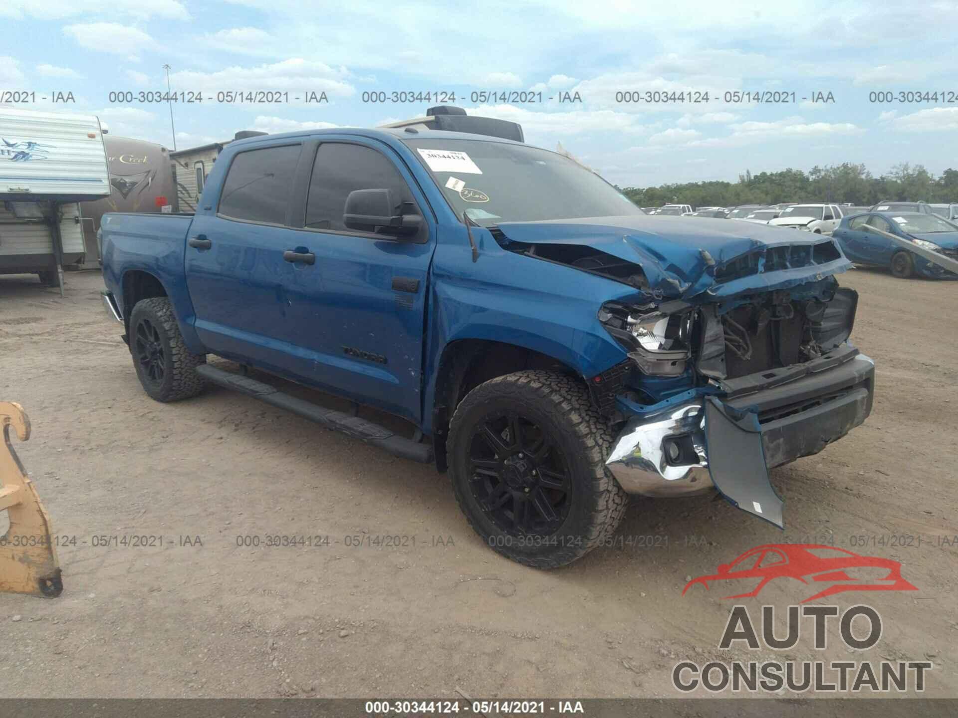 TOYOTA TUNDRA 4WD 2018 - 5TFDW5F11JX768799