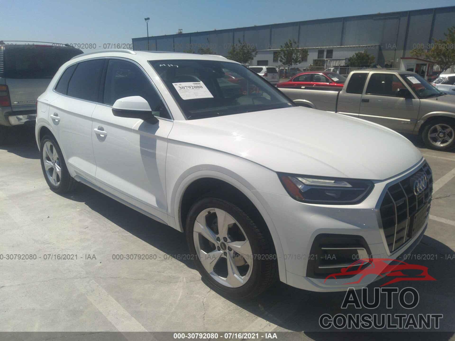 AUDI Q5 2021 - WA1BAAFY2M2106379