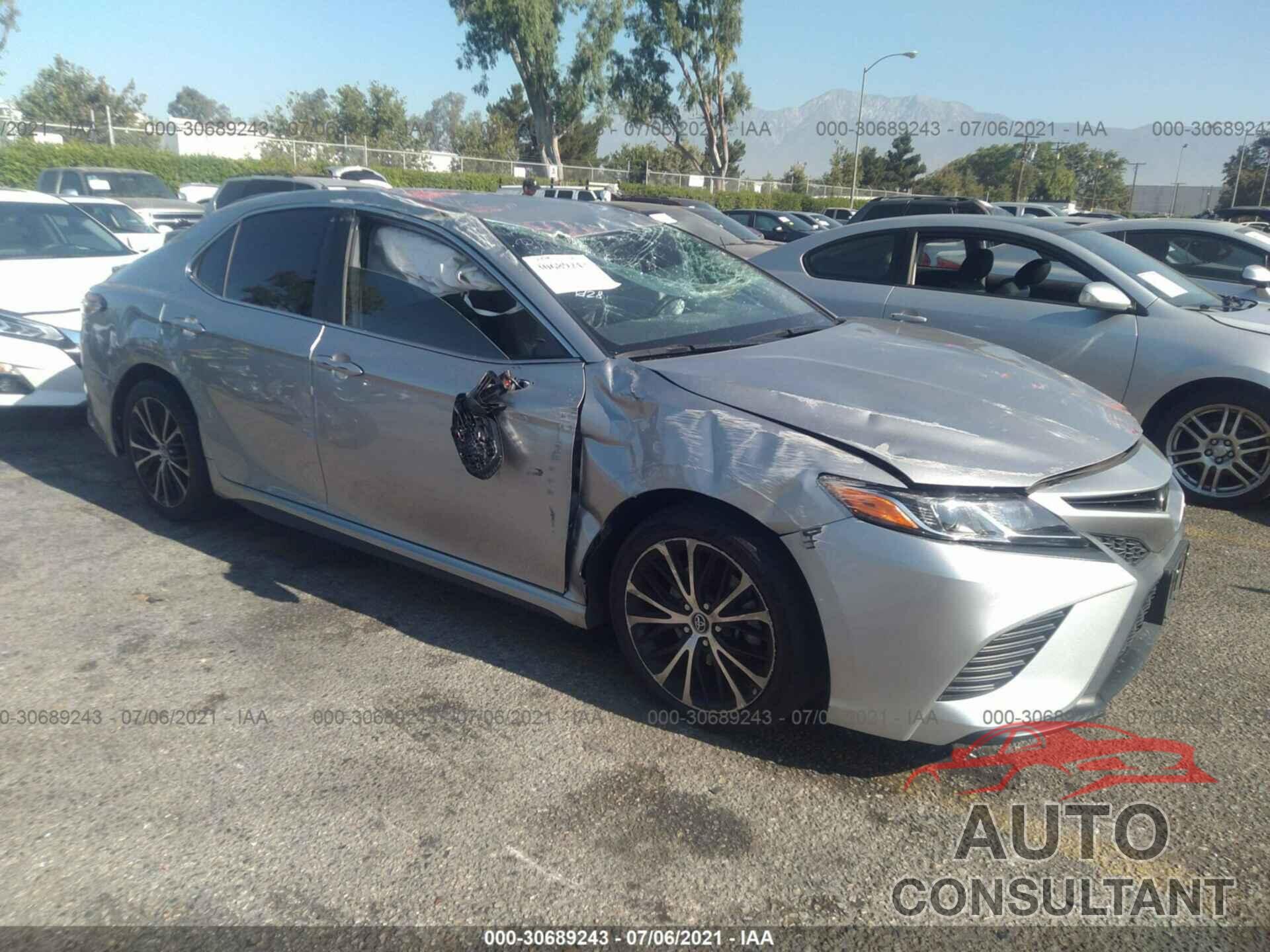 TOYOTA CAMRY 2019 - 4T1B11HK3KU710924
