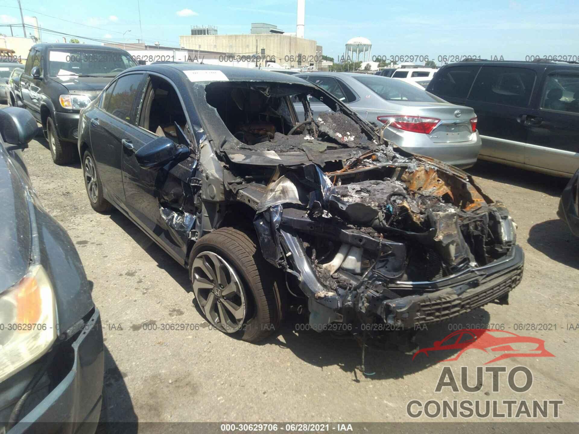 HONDA ACCORD SEDAN 2017 - 1HGCR3F8XHA038103