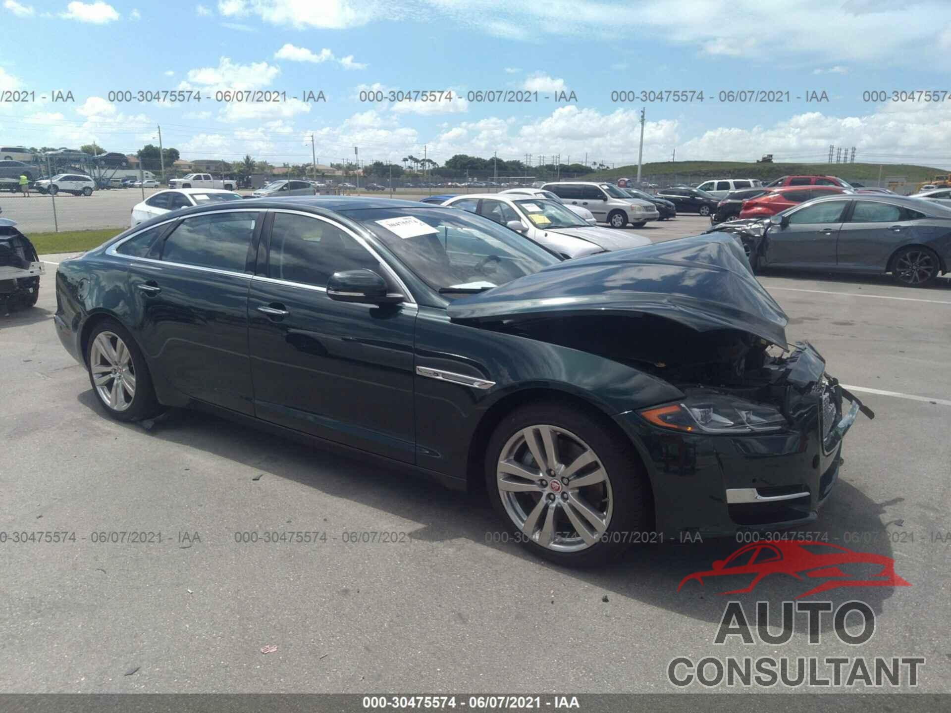 JAGUAR XJ 2017 - SAJWA2G76H8W08884