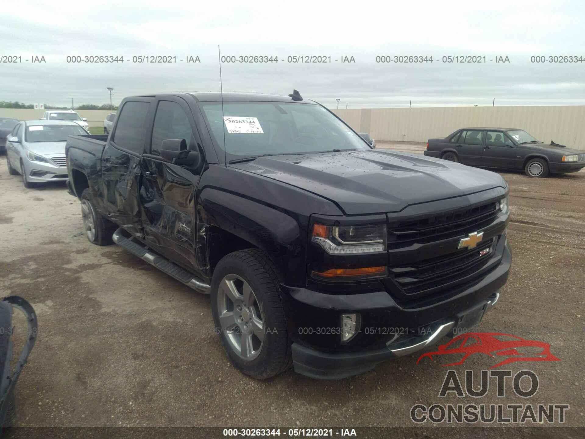 CHEVROLET SILVERADO 1500 2018 - 3GCUKREC7JG642411