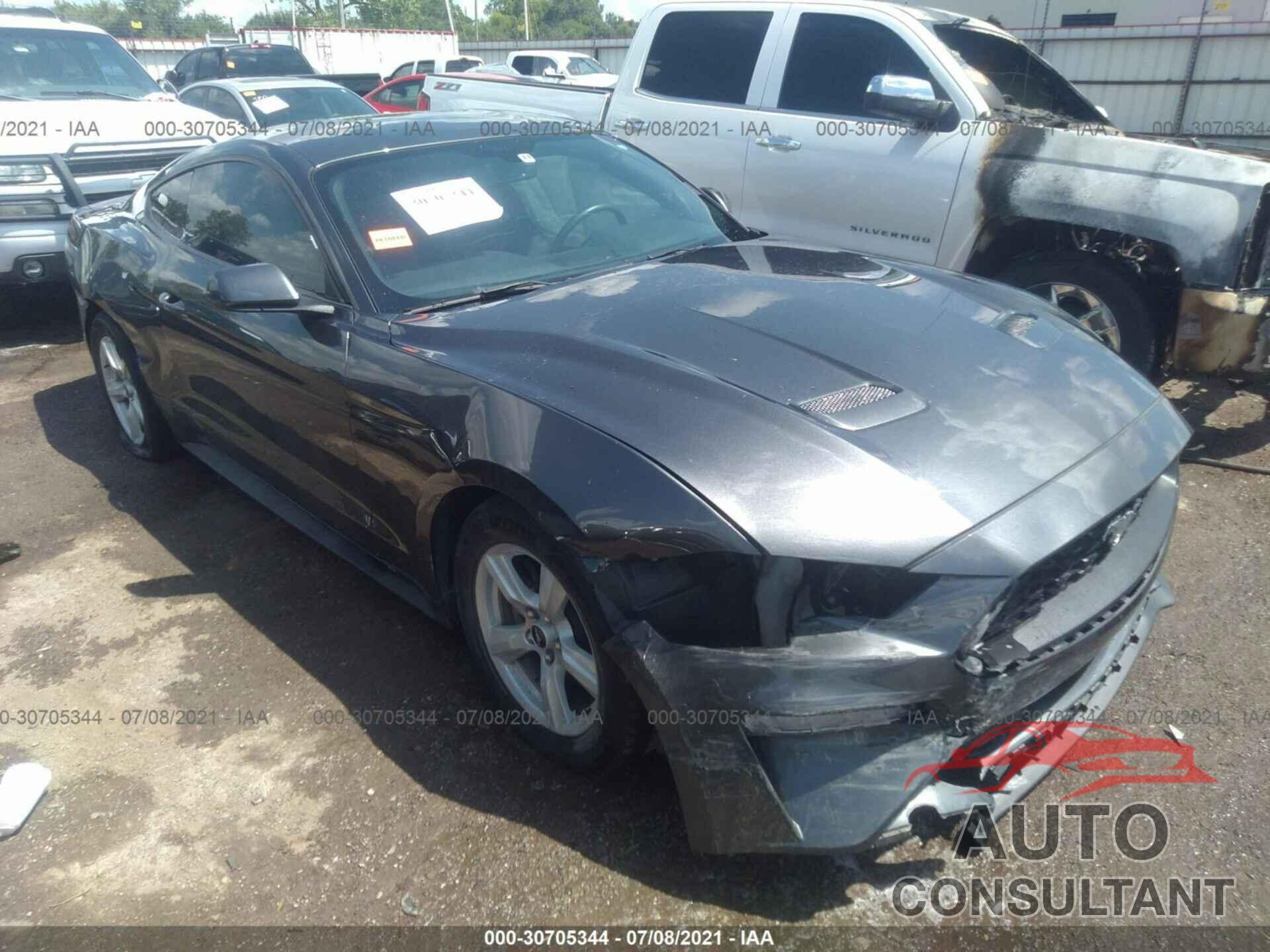FORD MUSTANG 2018 - 1FA6P8THXJ5146485