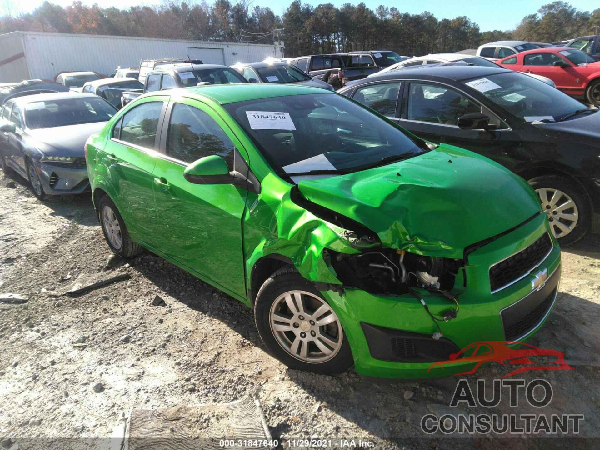 CHEVROLET SONIC 2016 - 1G1JC5SH4G4109097