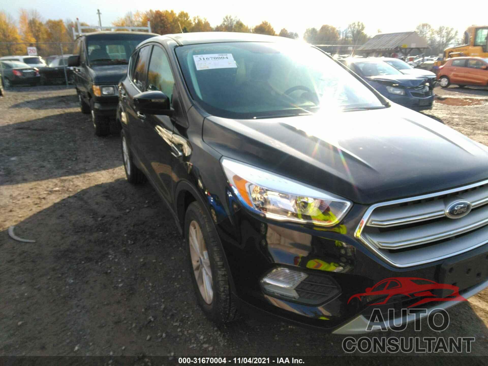 FORD ESCAPE 2019 - 1FMCU9GD8KUB52355