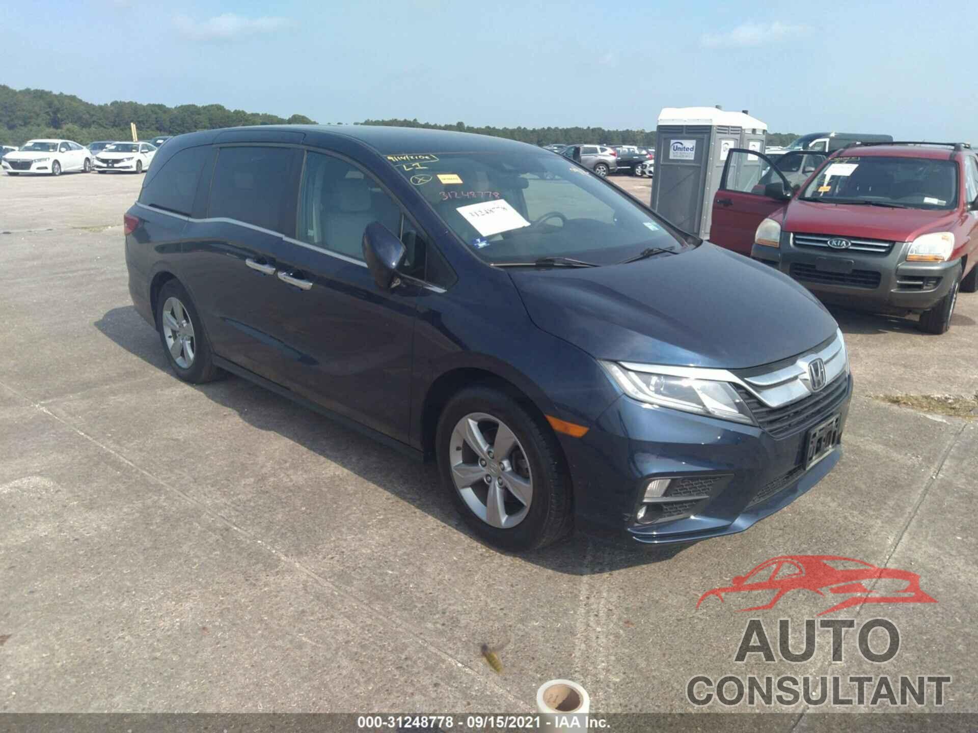 HONDA ODYSSEY 2018 - 5FNRL6H50JB024271