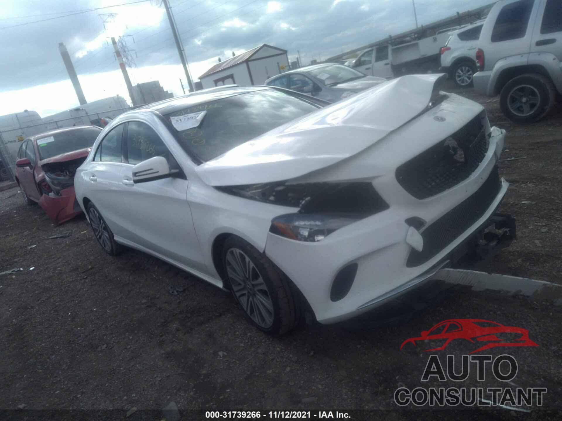 MERCEDES-BENZ CLA 2018 - WDDSJ4EB3JN657571