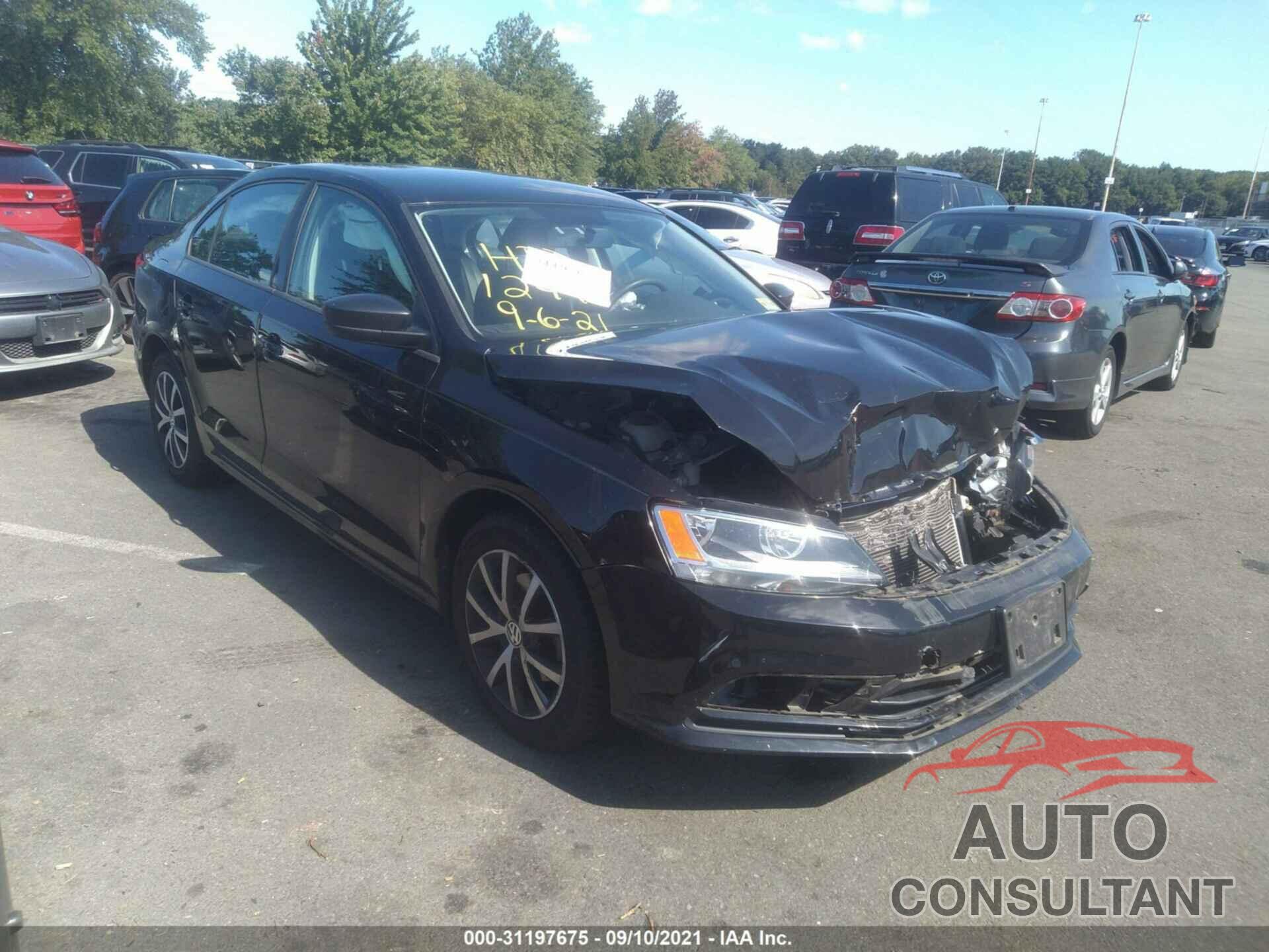 VOLKSWAGEN JETTA SEDAN 2016 - 3VWD67AJ4GM289503